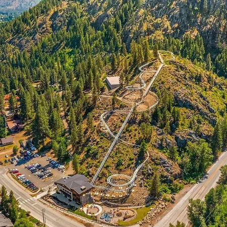 Romanna'S All-Season Getaway At Icicle Village With Pool And Hot Tub